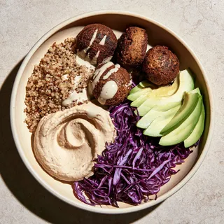 Bowl mit Falafel